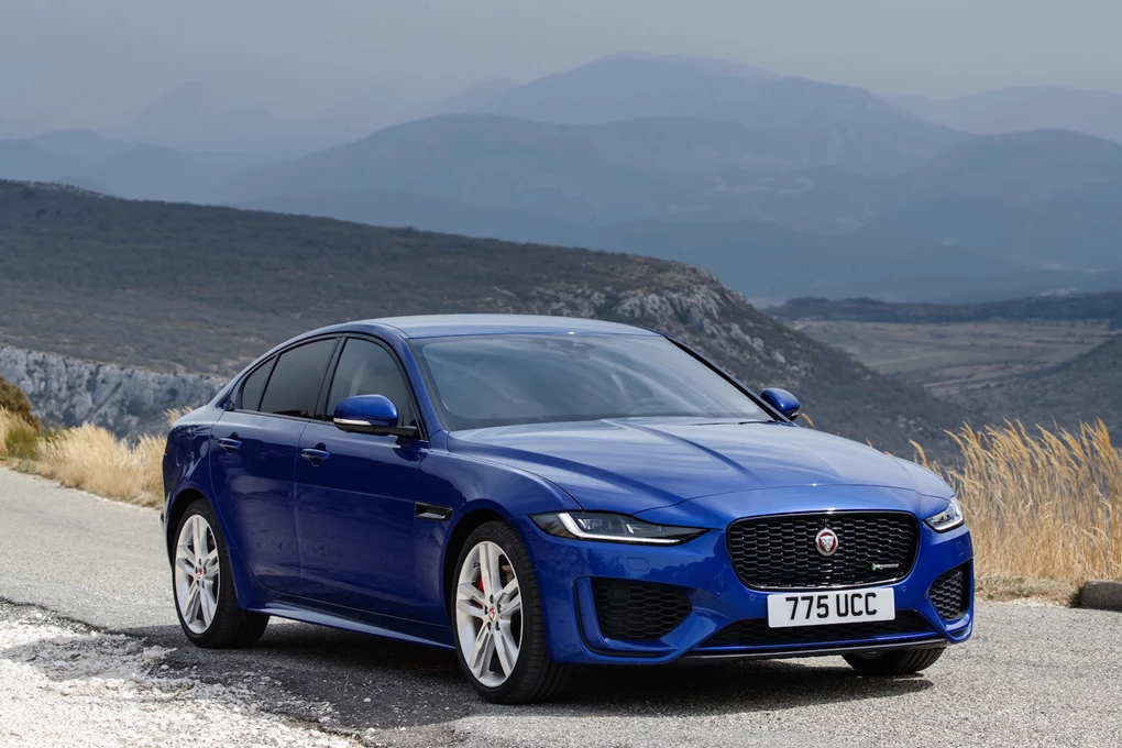 2019 Jaguar XE