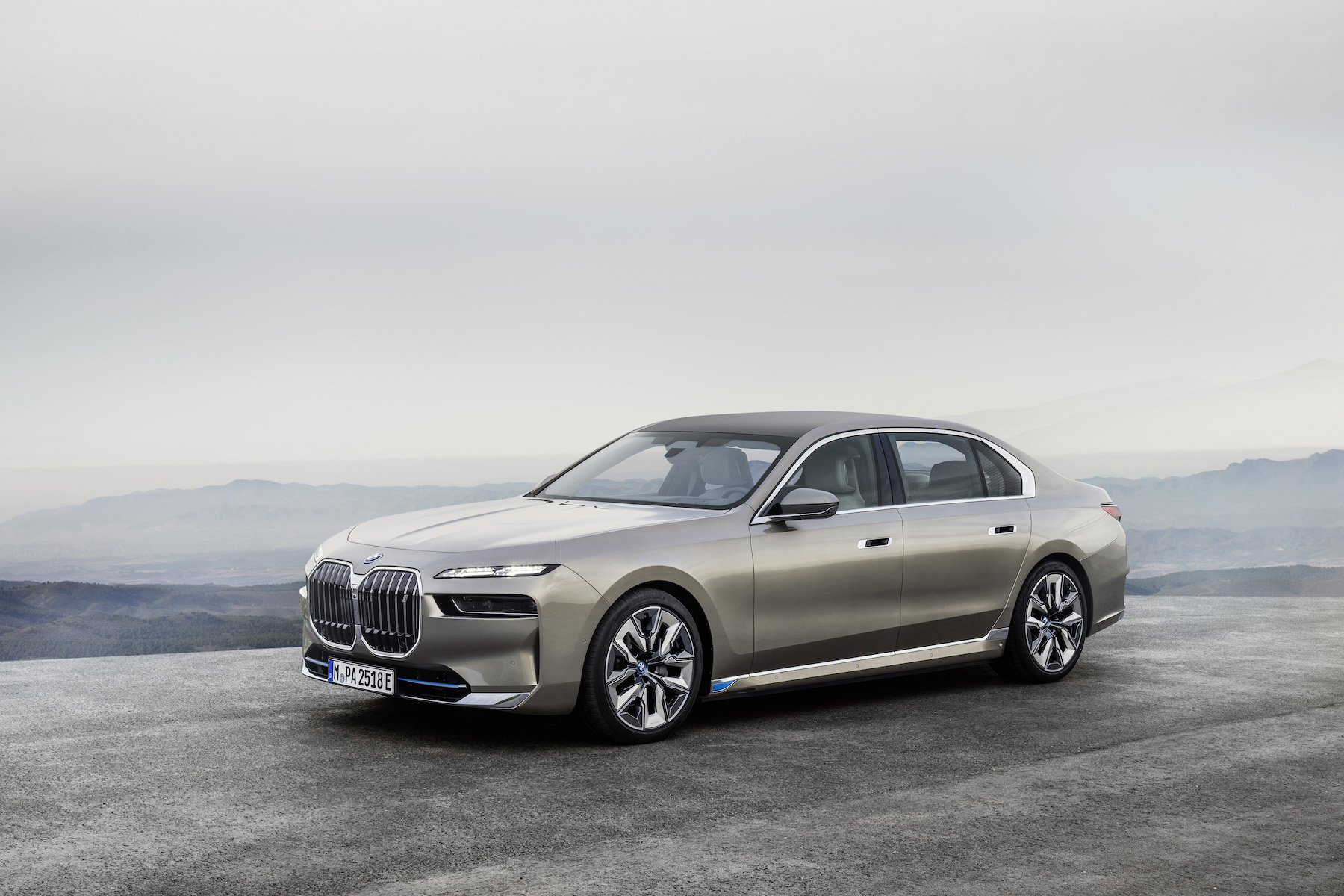 2023 BMW 7 Series and i7 revealed: Here’s what you need to know 